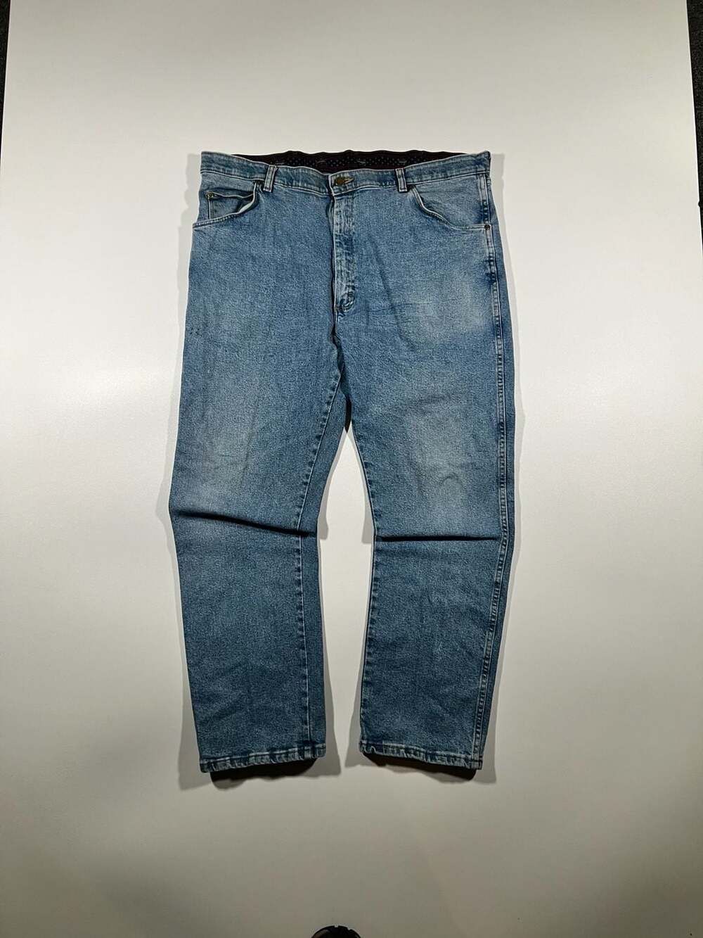 Wrangler Hero Comfort Superior Medium Wash Blue Denim Jeans